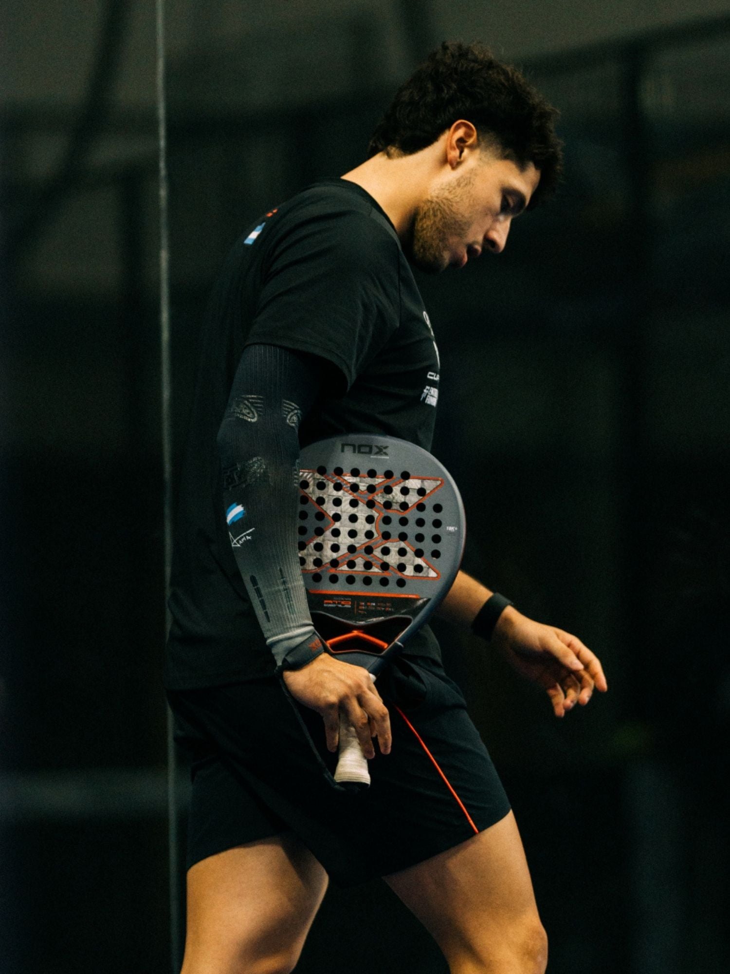 FLOKY SLEEVE AGUSTIN TAPIA - SORT (1 STK PAKKE)